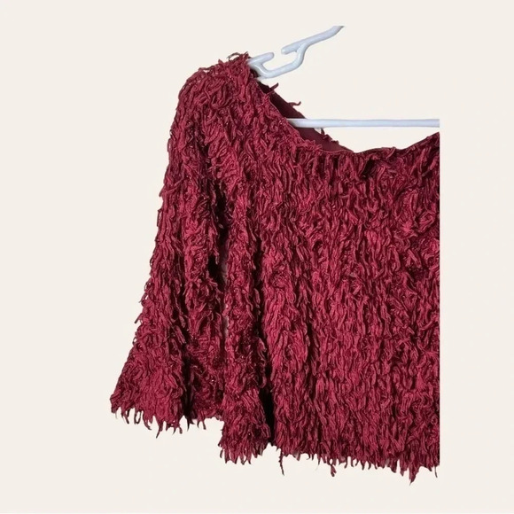 0752. Loveriche FRINGE OFF THE SHOULDERS TOP RED‎ IN COLOR SIZE MEDIUM - Picture 8 of 8